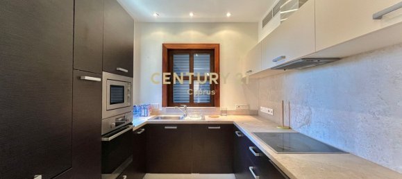 5 chambres Villa à Pyrgos, Cyprus No. 355 2