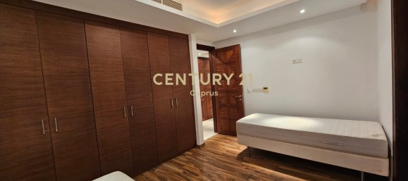 5 chambres Villa à Pyrgos, Cyprus No. 355 8