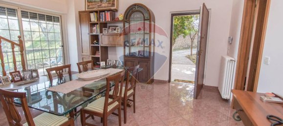 8-salle Villa à Città Sant'Angelo, Italy No. 68097 20