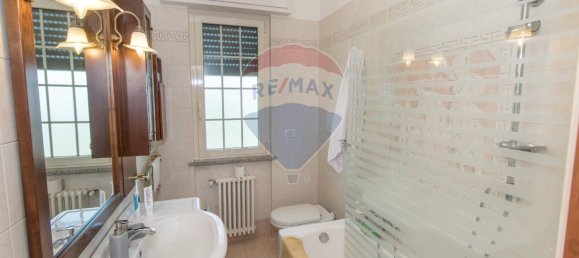 8-salle Villa à Città Sant'Angelo, Italy No. 68097 21