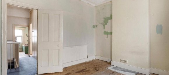 2 bedrooms House in London, United Kingdom No. 3588 13