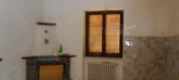 6 rooms Apartment in Pizzoli, Italy No. 35450 20