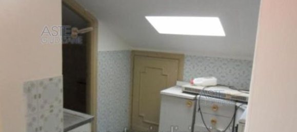 6 rooms Apartment in Pizzoli, Italy No. 35450 9