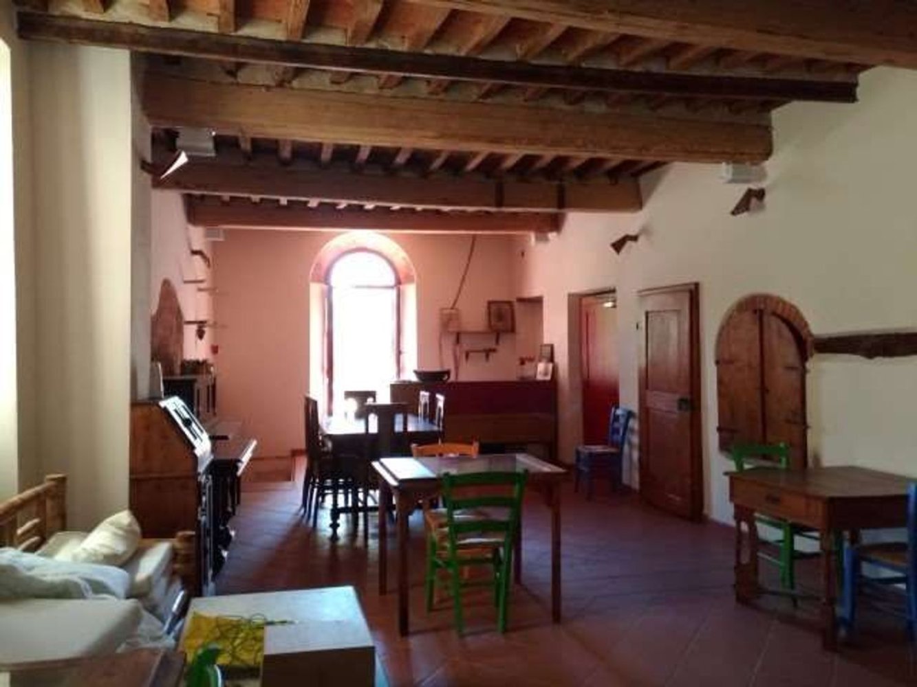4 rooms Commercial property in Sinalunga, Italy No. 160412