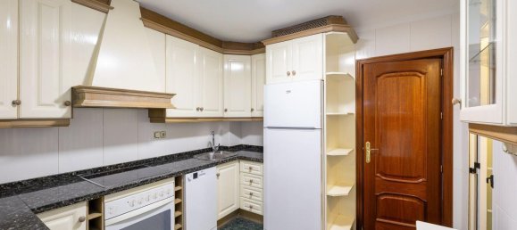 9 bedrooms House in Canar, Spain No. 155666 5