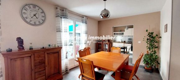 3 bedrooms House in Le Mans, France No. 309434 3