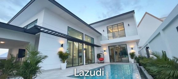 4 bedrooms Villa in Bang Lamung, Thailand No. 25235 2