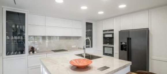 5 bedrooms House in Marbella, Spain No. 96988 23