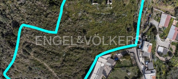  Land in Lipari, Italy No. 107268 8