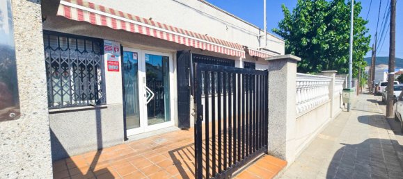 5 bedrooms House in L'Hospitalet de Llobregat, Spain No. 166343 2