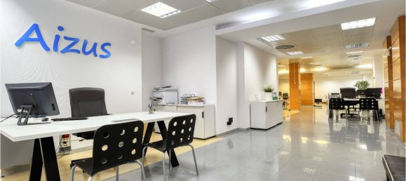 5 bedrooms House in L'Hospitalet de Llobregat, Spain No. 166343 43