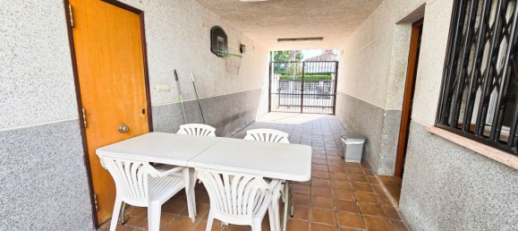 5 bedrooms House in L'Hospitalet de Llobregat, Spain No. 166343 23