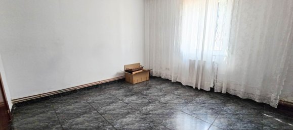 5 bedrooms House in L'Hospitalet de Llobregat, Spain No. 166343 17