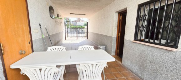 5 bedrooms House in L'Hospitalet de Llobregat, Spain No. 166343 24