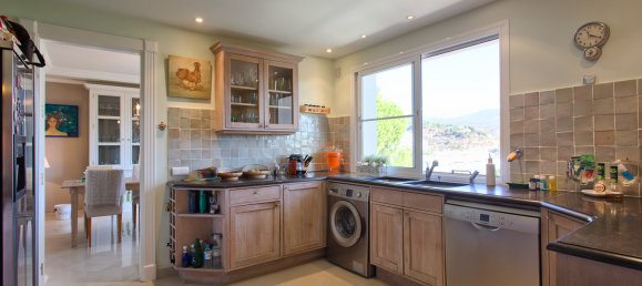 4 Schlafzimmer Villa in Benahavis, Spain, Nr. 27024 38