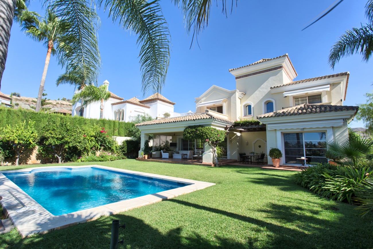 4 Schlafzimmer Villa in Benahavis, Spain, Nr. 27024