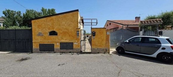 2 rooms Apartment in Rome, Italy No. 100959 2