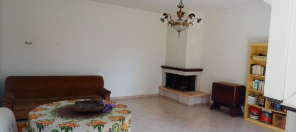 6-Zimmer Doppelhaus in San Potito Ultra, Italy, Nr. 255381 2