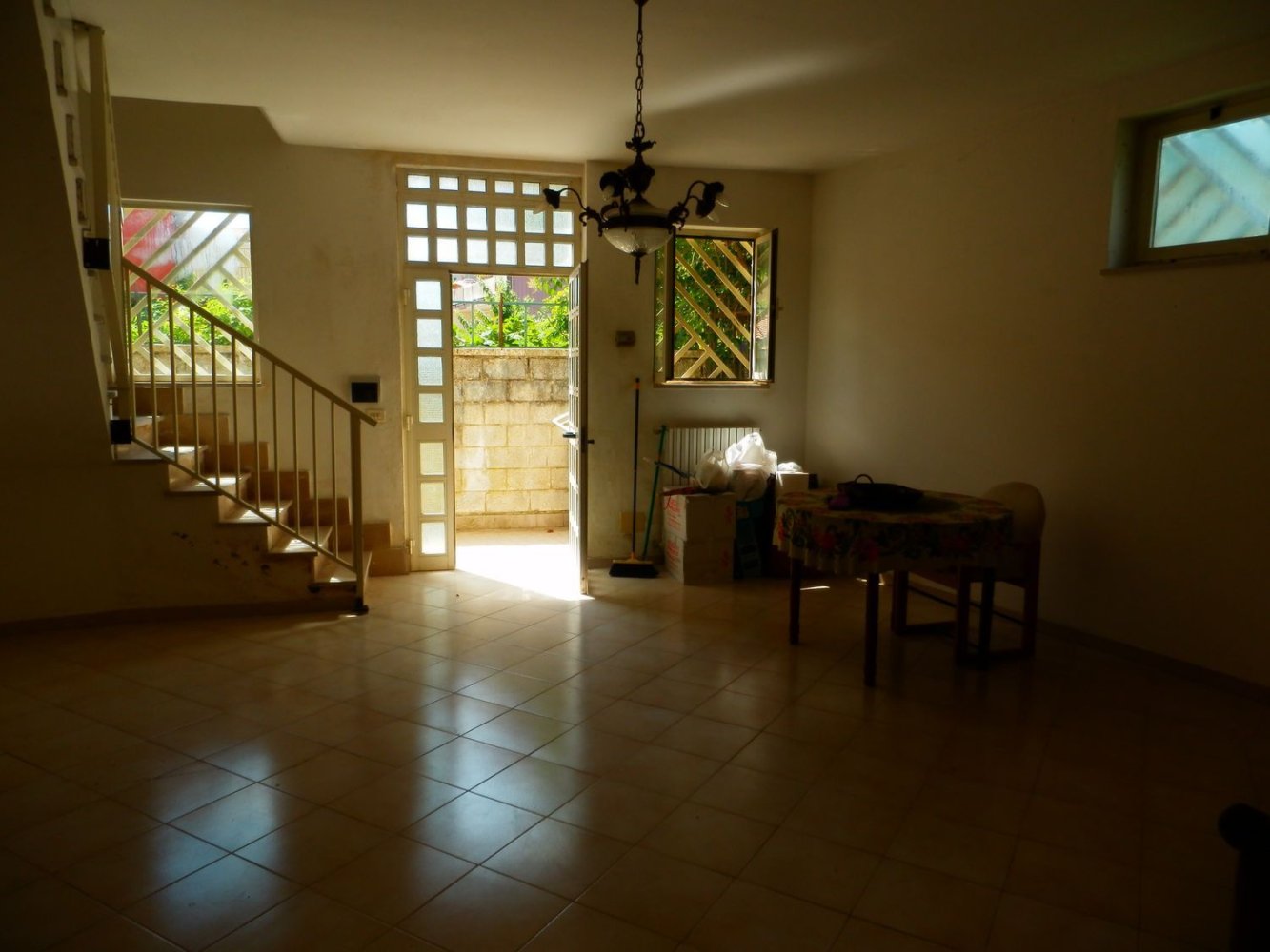 6-Zimmer Doppelhaus in San Potito Ultra, Italy, Nr. 255381