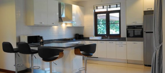 3 bedrooms Villa in Hua Hin, Thailand No. 4171 10