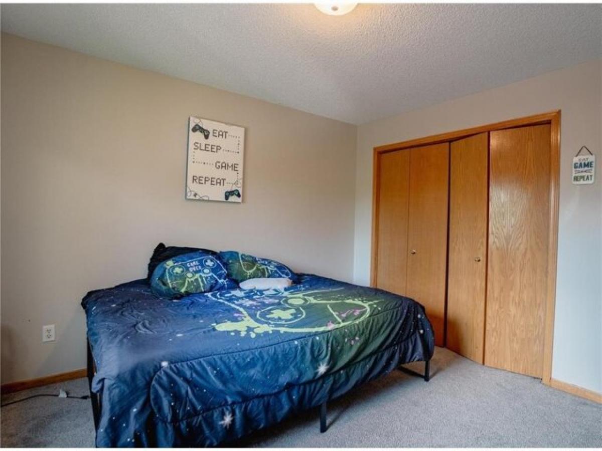 2 bedrooms House in Inver Grove Heights, USA No. 393966