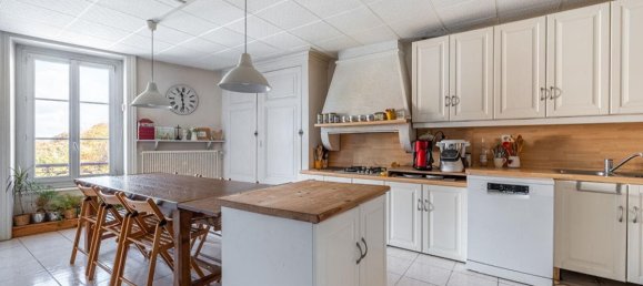 5 Schlafzimmer Stadthaus in Lachassagne, France, Nr. 194675 2