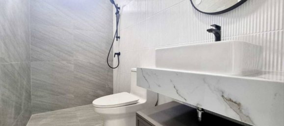 Villa de 3 dormitorios en Sattahip, Thailand No. 61857 10