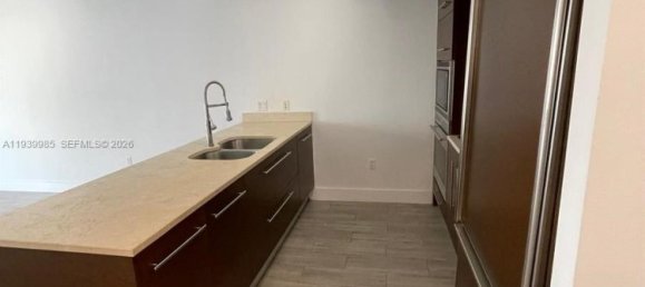 Propriedade comercial T1 em Miami, EUA N.º 615100 12