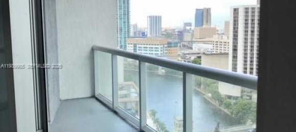 Propriedade comercial T1 em Miami, EUA N.º 615100 5