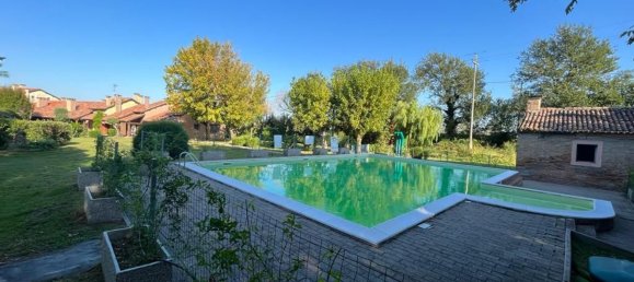 2 rooms Duplex in Porto Viro, Italy No. 60207 5