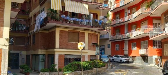 3 rooms Apartment in Pozzuoli, Italy No. 86785 15