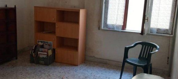 3 rooms Apartment in Pozzuoli, Italy No. 86785 2