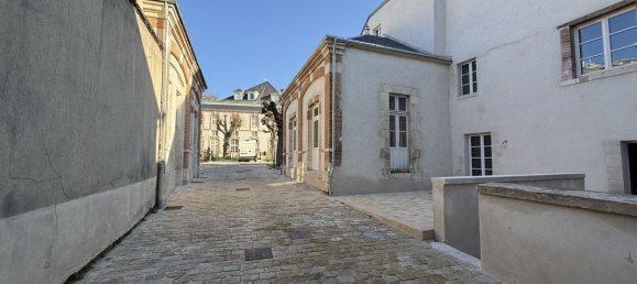 4-Zimmer Wohnung in Orleans, France, Nr. 241130 8