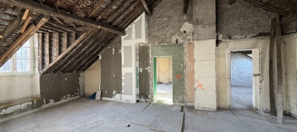 4-Zimmer Wohnung in Orleans, France, Nr. 241130 3