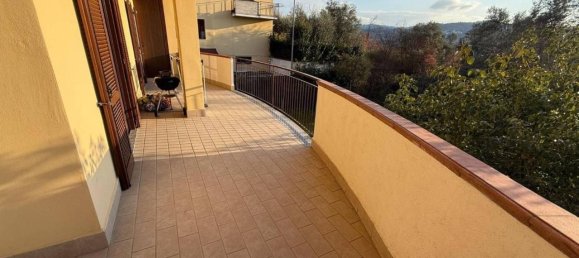 5 rooms Apartment in Benevento, Italy No. 31780 13
