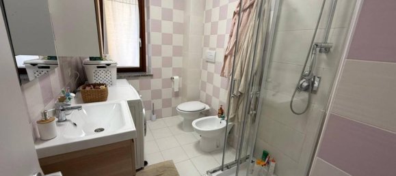 5 rooms Apartment in Benevento, Italy No. 31780 11