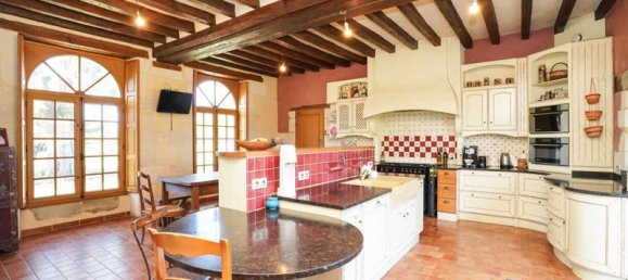 4 bedrooms Villa in Sarthe, France No. 349489 2