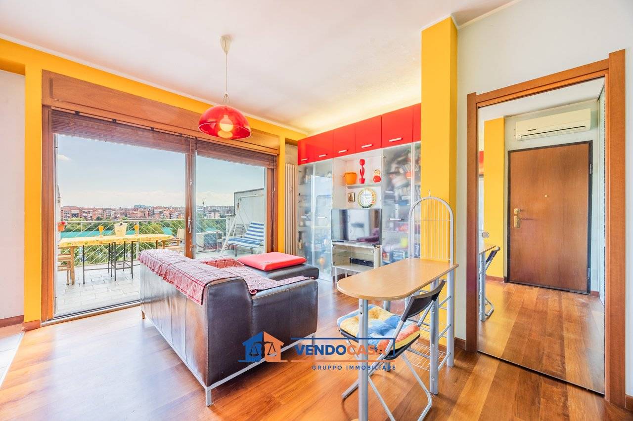 1 chambre Penthouse à Turin, Italy No. 275793