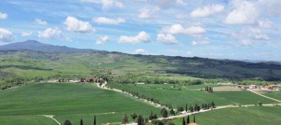 4 rooms House in Radicofani, Italy No. 110802 3