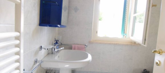 2 bedrooms House in Viareggio, Italy No. 354388 12