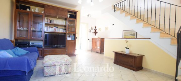 2 bedrooms House in Viareggio, Italy No. 354388 3