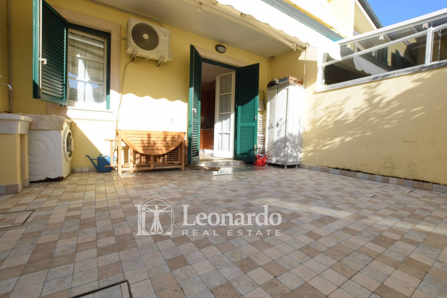 2 bedrooms House in Viareggio, Italy No. 354388