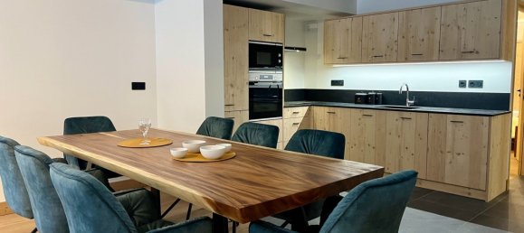 2 bedrooms Apartment in Les Belleville, France No. 960 3