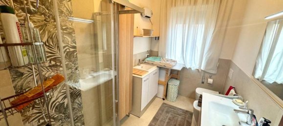 3 rooms Apartment in Vicenza, Italy No. 35927 8