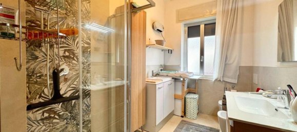 3 rooms Apartment in Vicenza, Italy No. 35927 5