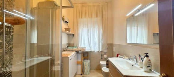 3 rooms Apartment in Vicenza, Italy No. 35927 7