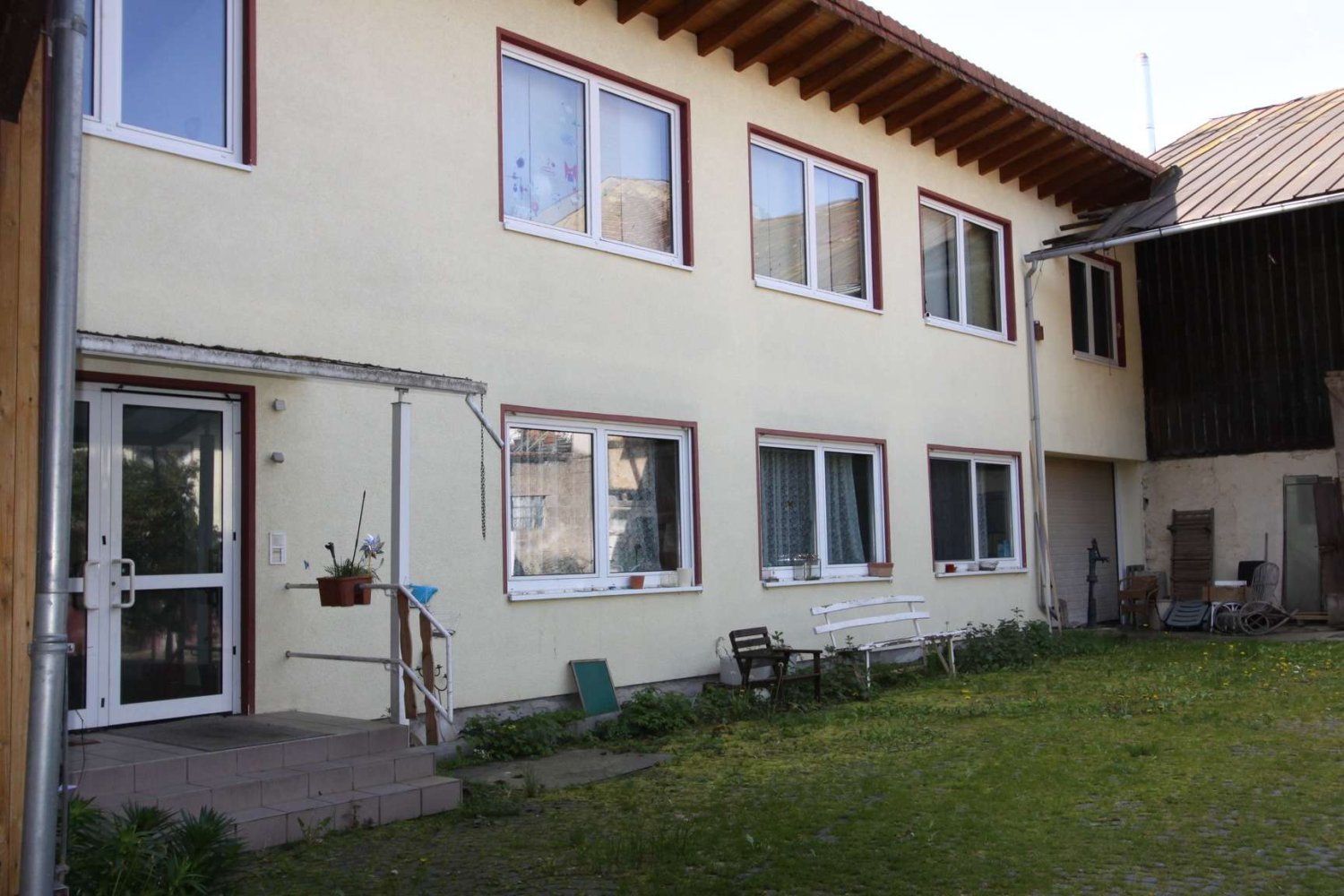 20 rooms House in Wetteraukreis, Germany No. 60241
