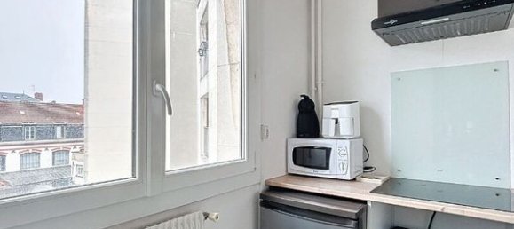 Studio in Reims, France No. 51215 6