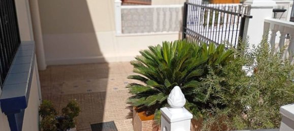 3 bedrooms House in Alicante, Spain No. 188041 7