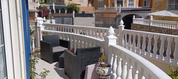 3 bedrooms House in Alicante, Spain No. 188041 6